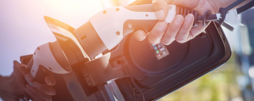 bornes-rechargepubliques-880x350 bornes de recharge publiques