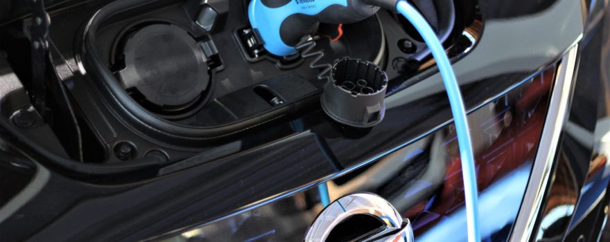 car-3325415_1920-880x350-1 optimiser l’autonomie de votre voiture électrique